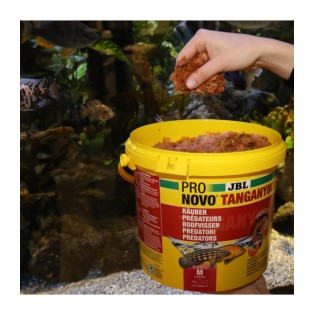 JBL PRONOVO TANGANYIKA FLAKES M 5,5l (3120300) Pokarm podstawowy w płatkach dla drapieżnych pielęgnic 8-20 cm - 1 JBL PRONOVO TANGANYIKA FLAKES M 5,5l (3120300) Pokarm podstawowy w płatkach dla drapieżnych pielęgnic 8-20 cm - 1